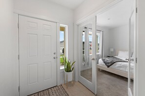 5 chambres, bureau, fer et planche à repasser, Wi-Fi gratuit