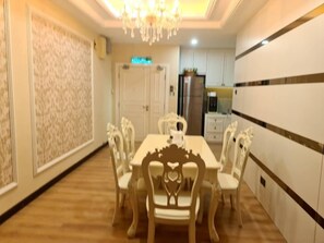 Leilighet – signature | 3 soverom, skrivebord, lydisolert og strykejern/-brett