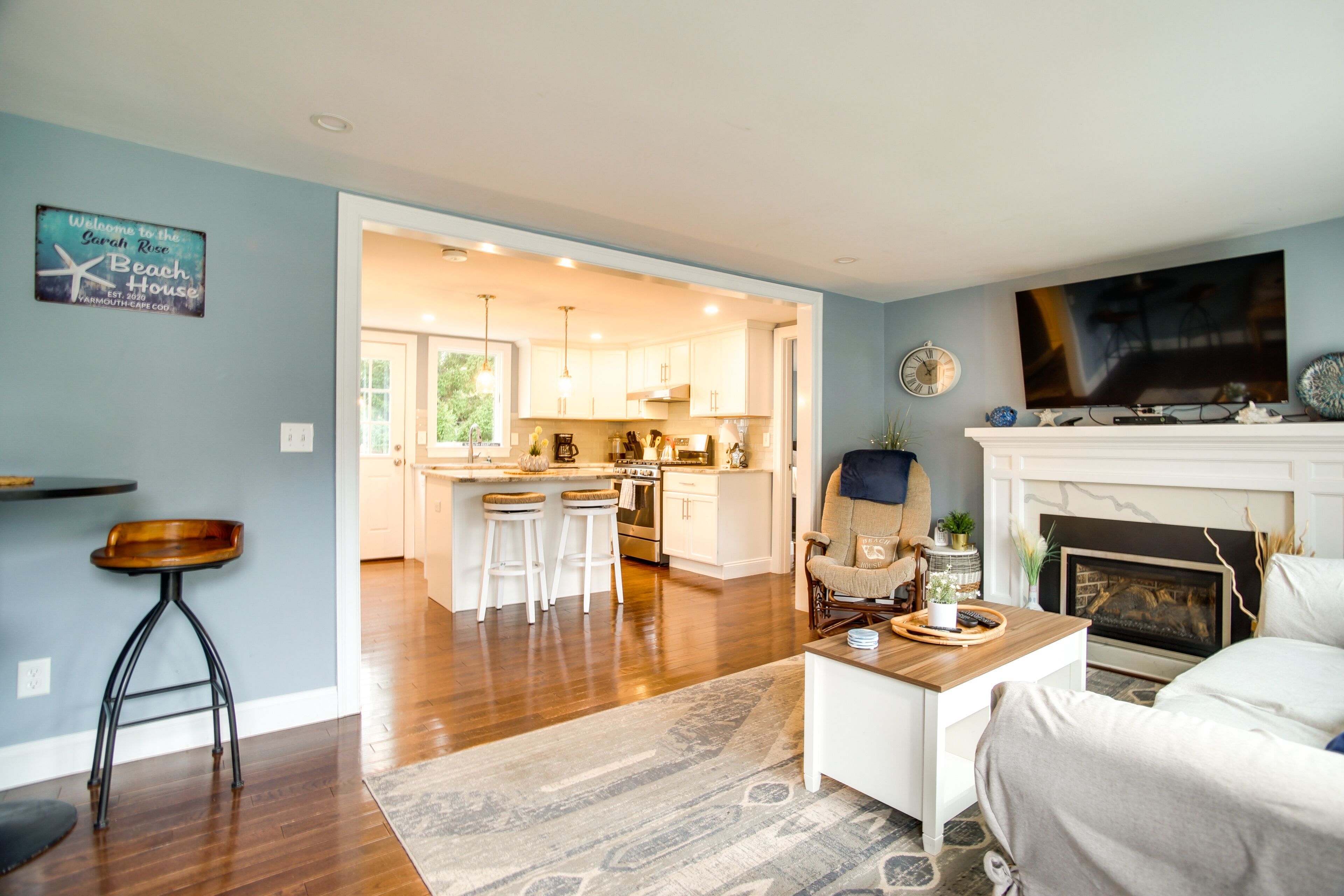 West Yarmouth Cottage w/ Gas Grill: Walk to Beach!
