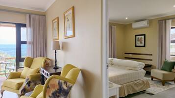 Småhus (Private Self-Catering) | Individuelt innredet, lydisolert, wi-fi (inkludert) og sengetøy