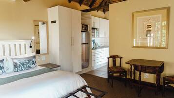 Småhus – classic (Free-Standing Self-Catering) | Individuelt innredet, lydisolert, wi-fi (inkludert) og sengetøy