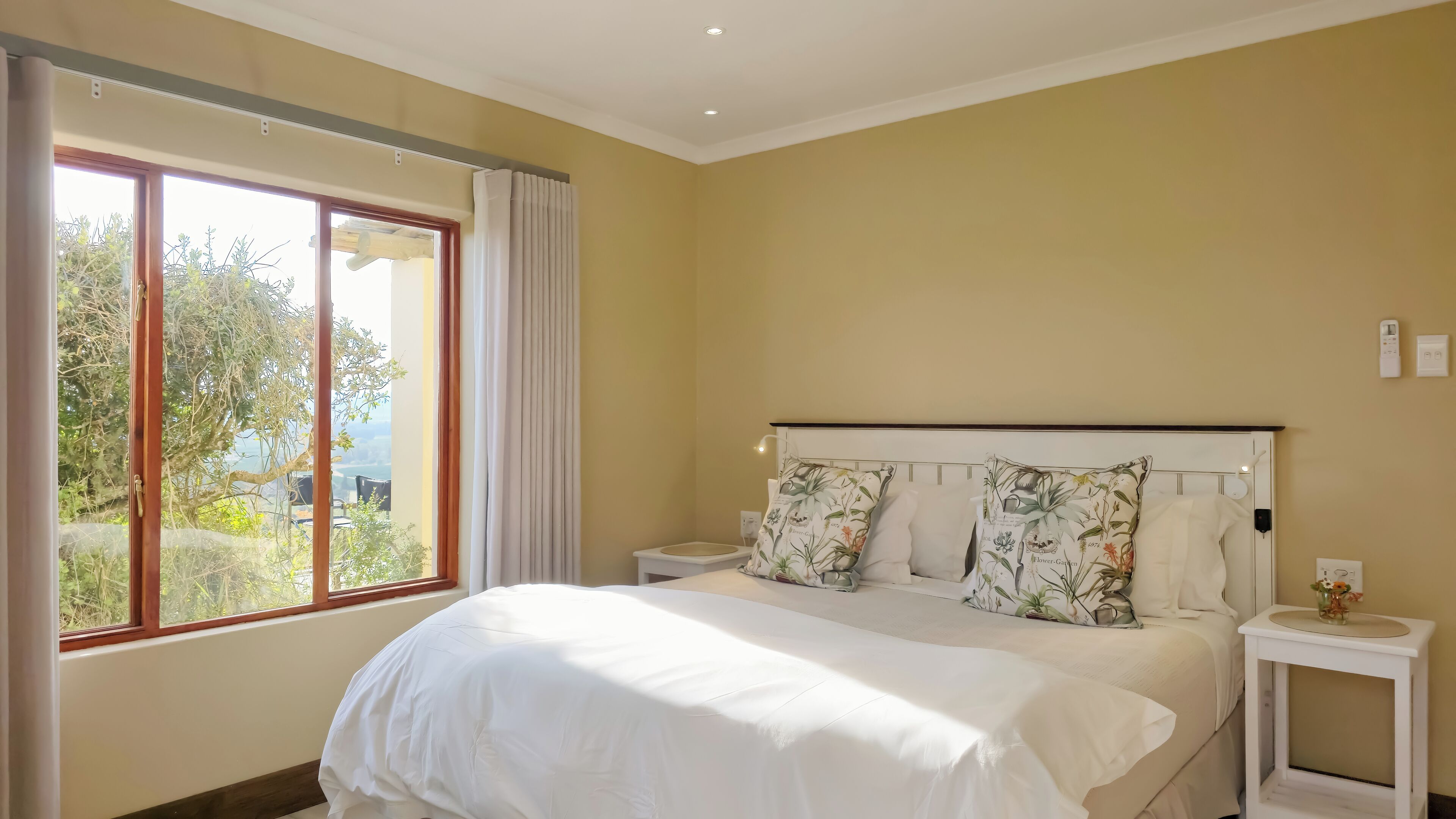 Casa de campo de lujo (Private Self-Catering) | Mobiliario individual, sistema de insonorización, wifi gratis