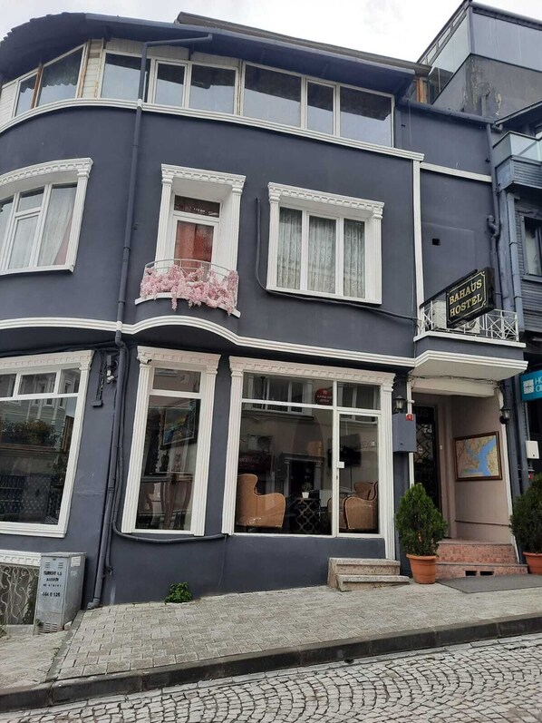Exterior - BAHAUS HOSTEL (Istanbul)
