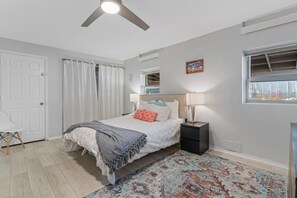 2 bedrooms, travel cot, free WiFi, bed sheets