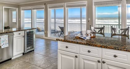 Beachfront! Ocean Views from Living Areas and Deck, Near Historic Attractions, $300 in Free Tickets!