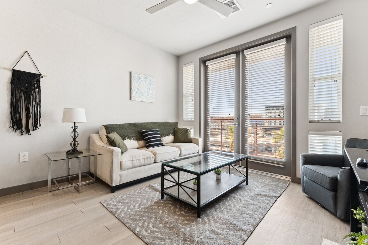 CozySuites at Downtown Phoenix