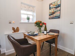Dining - Robins Nest (York)