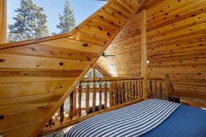 4 bedrooms, WiFi, bed sheets