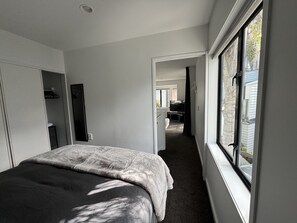 3 Schlafzimmer, Bügeleisen/Bügelbrett, kostenloses WLAN, Bettwäsche