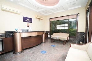 Reception - Stay Well Hotels & Homes (Gurugram)