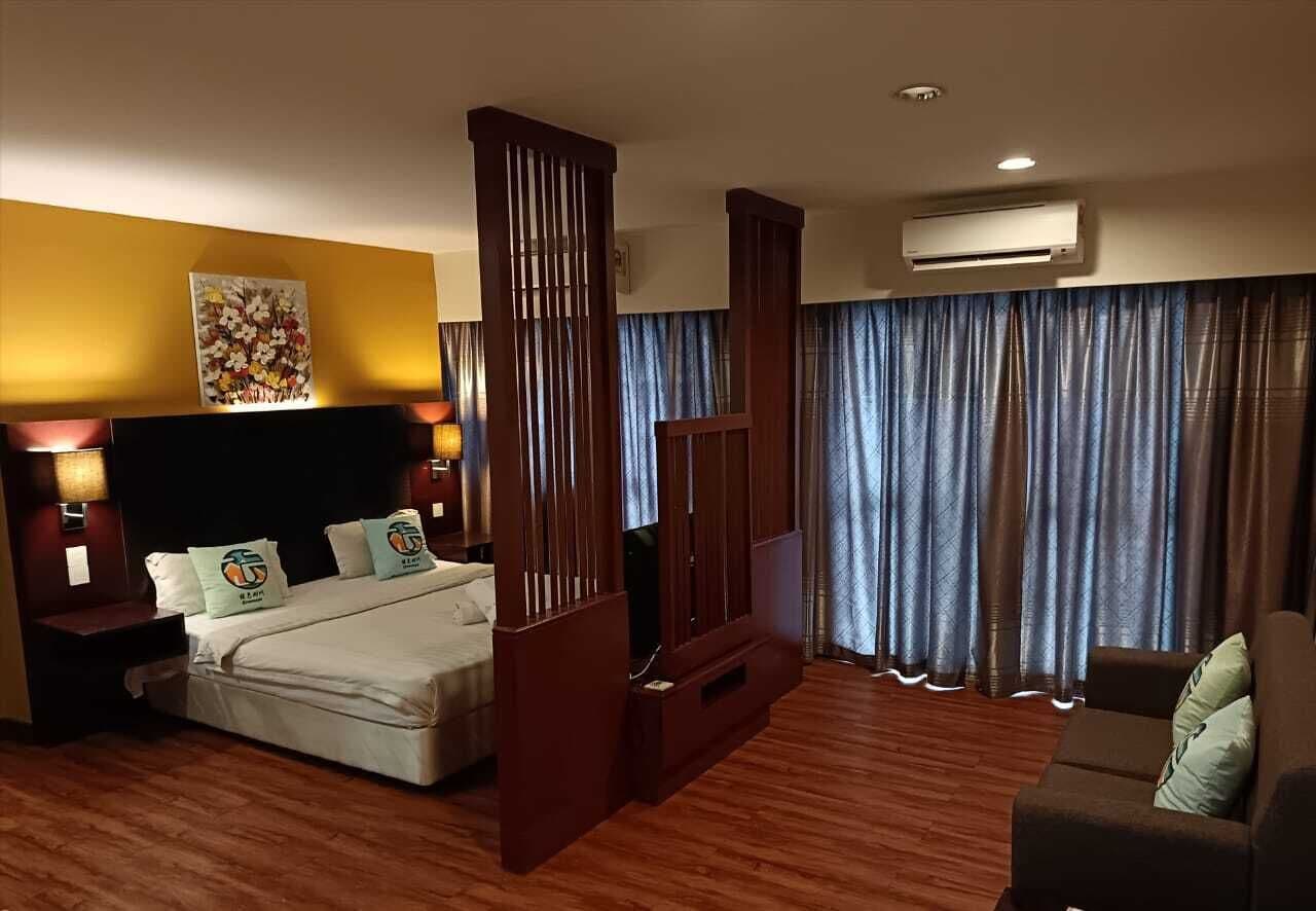 Family Apartment (Seraya) | Individually decorated, desk, blackout drapes, soundproofing