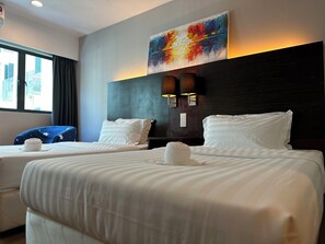 Standard Apartment (Hazel) | Individually decorated, desk, blackout drapes, soundproofing - Greenage MingSuite Kota Kinabalu (Kota Kinabalu)