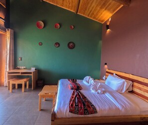 Egyptian cotton sheets, premium bedding, pillow-top beds, minibar - Umutuzo Lodge Kivu Lake (Boneza)