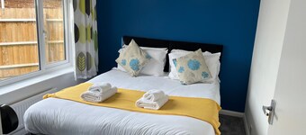 *Long Term Stays-Contractors-Relocation-Fast WIFI!