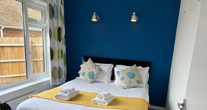 *Long Term Stays-Contractors-Relocation-Fast WIFI!
