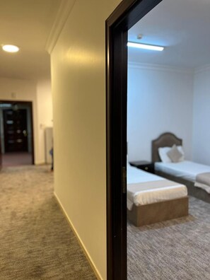 Apartamento família | 2 quartos, lençóis italianos Frette, roupas de cama premium
