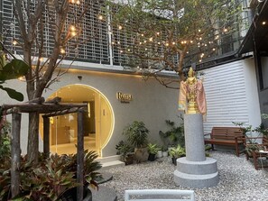 Garden - Rema (Bangkok)