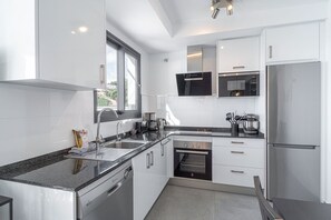 Fridge, microwave, oven, dishwasher