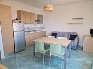 Dining - A6 third row foreground (Marzamemi)