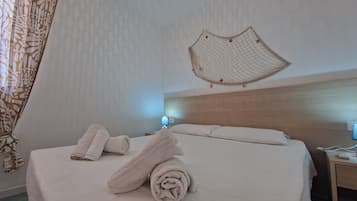 2 bedrooms, iron/ironing board