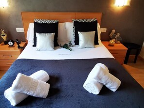 2 bedrooms, WiFi, bed sheets