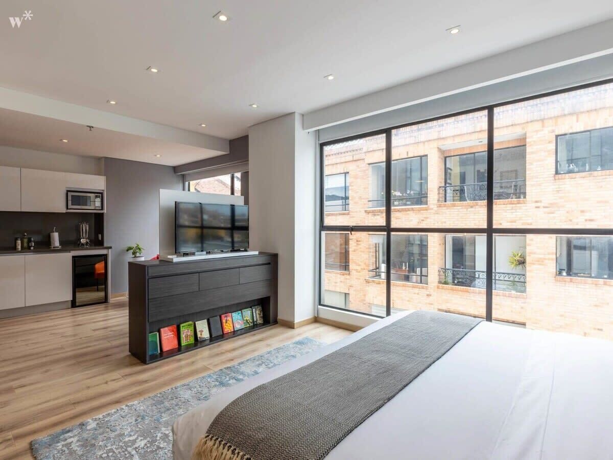 1 bedroom, bed sheets