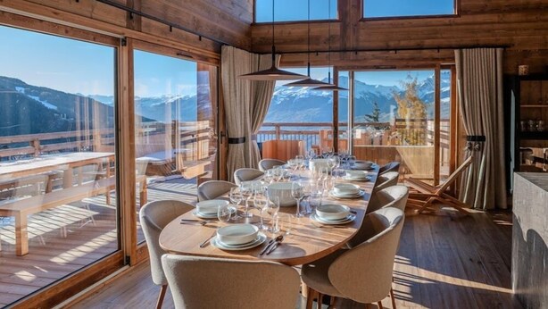 Dining - Luxury 10 person, 5 bedroom chalet with hot tub, sauna and steam room. (Landry)