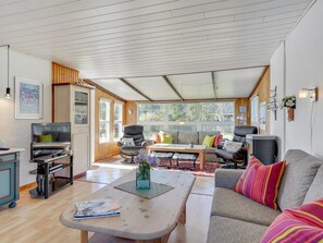 TV, fireplace, DVD player - "Ingebritt" - 1.5km from the sea by Interhome (Blokhus)