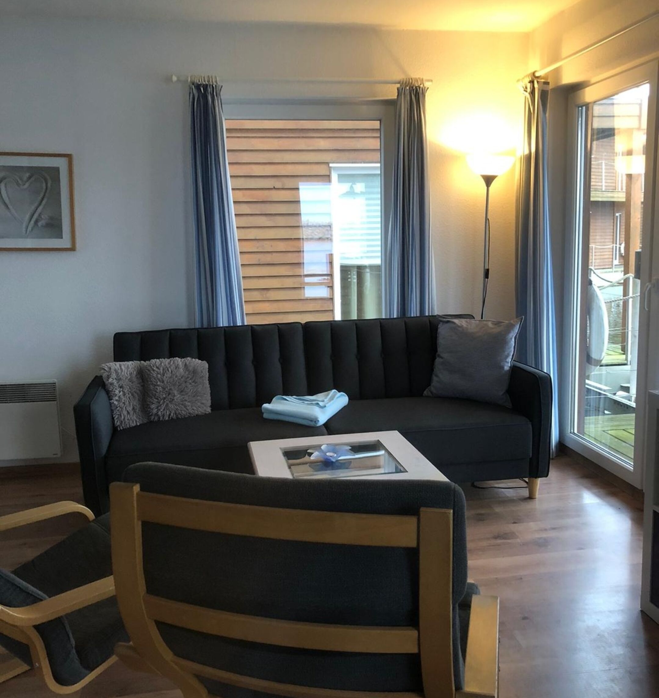 Fernseher, DVD-Player, Stereoanlage