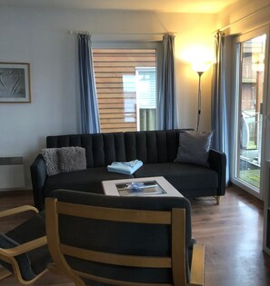 TV, DVD-spiller og stereoanlegg