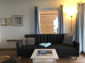 TV, DVD-spiller og stereoanlegg