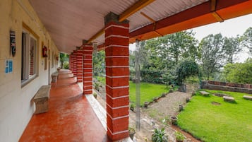 Family Cottage | Terrace/patio