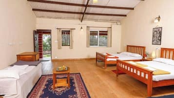 1 bedroom, Select Comfort beds, soundproofing, free WiFi