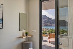 Interior - Villa Alina w/infinity pool and sea view,4-bedroom villa at Plakias (Plakias)