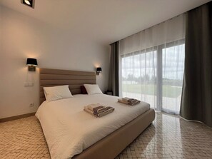 3 bedrooms, iron/ironing board