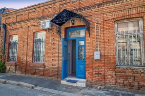 Front of property - H&B apartments Sartichala (Tbilisi)