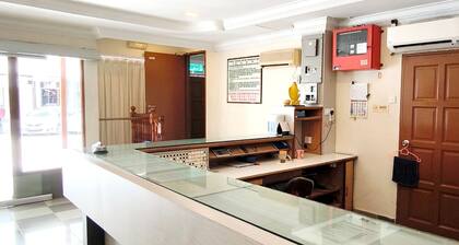 OYO 90895 Hotel Ikia