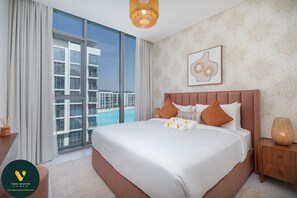 4 bedrooms, iron/ironing board, free WiFi, bed sheets - Vogue Lagoon District One Residence (Dubai)