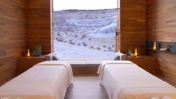 Sauna, hot tub, steam room, hot springs/mineral springs