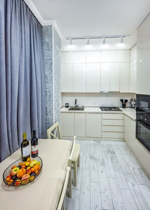 Private kitchen - H&B apartments Agmashenebeli II (Tbilisi)