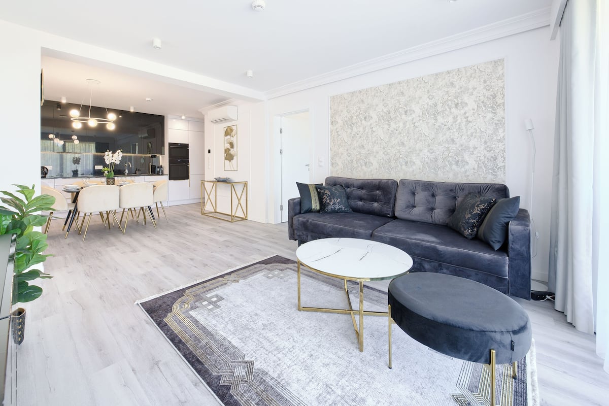 Apartment (205) | Living area | Flat-screen TV