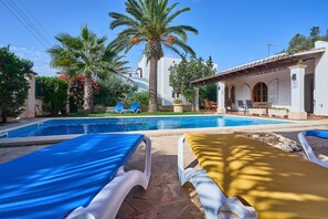 Piscine extérieure
