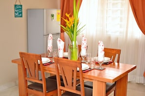 In-room dining - Acquah Place Residences (Accra)