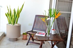 Apartamento Deluxe | Balcón