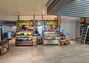 Gift shop - WVR Vacation Residences 602 (Fort Lauderdale)