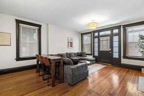 Télévision, espaces bureaux