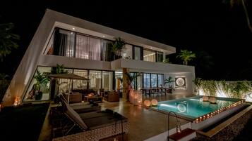 Alberca al aire libre