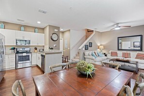 Interior - Amazing 4bdr house near Disney (Kissimmee)