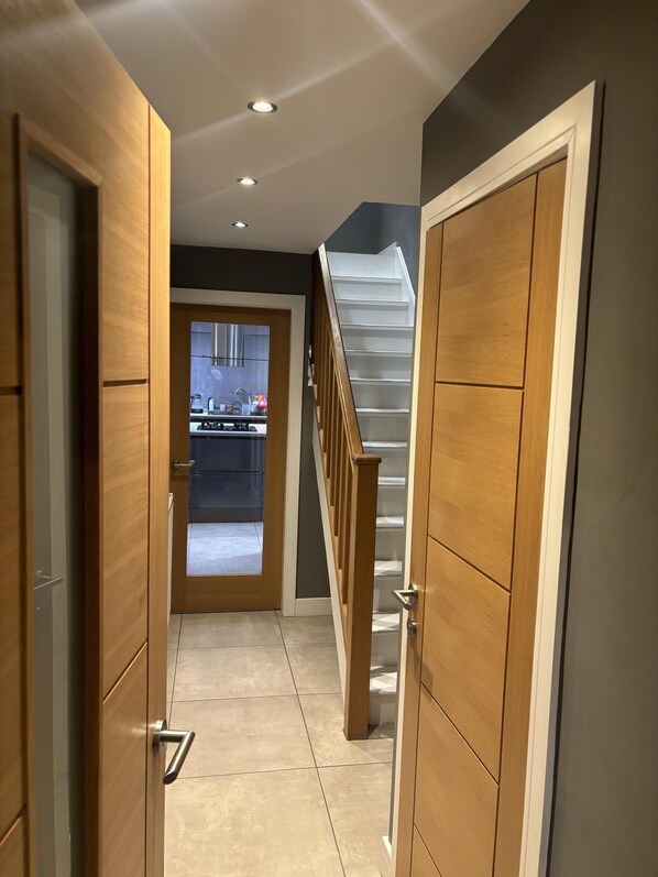 House, Multiple Beds | Interior - Beautiful 3-bed House in Grimsby (Grimsby)