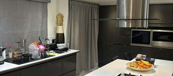 Beautiful 3-bed House in Grimsby